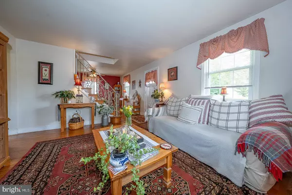 King Of Prussia, PA 19406,127 LONG RD