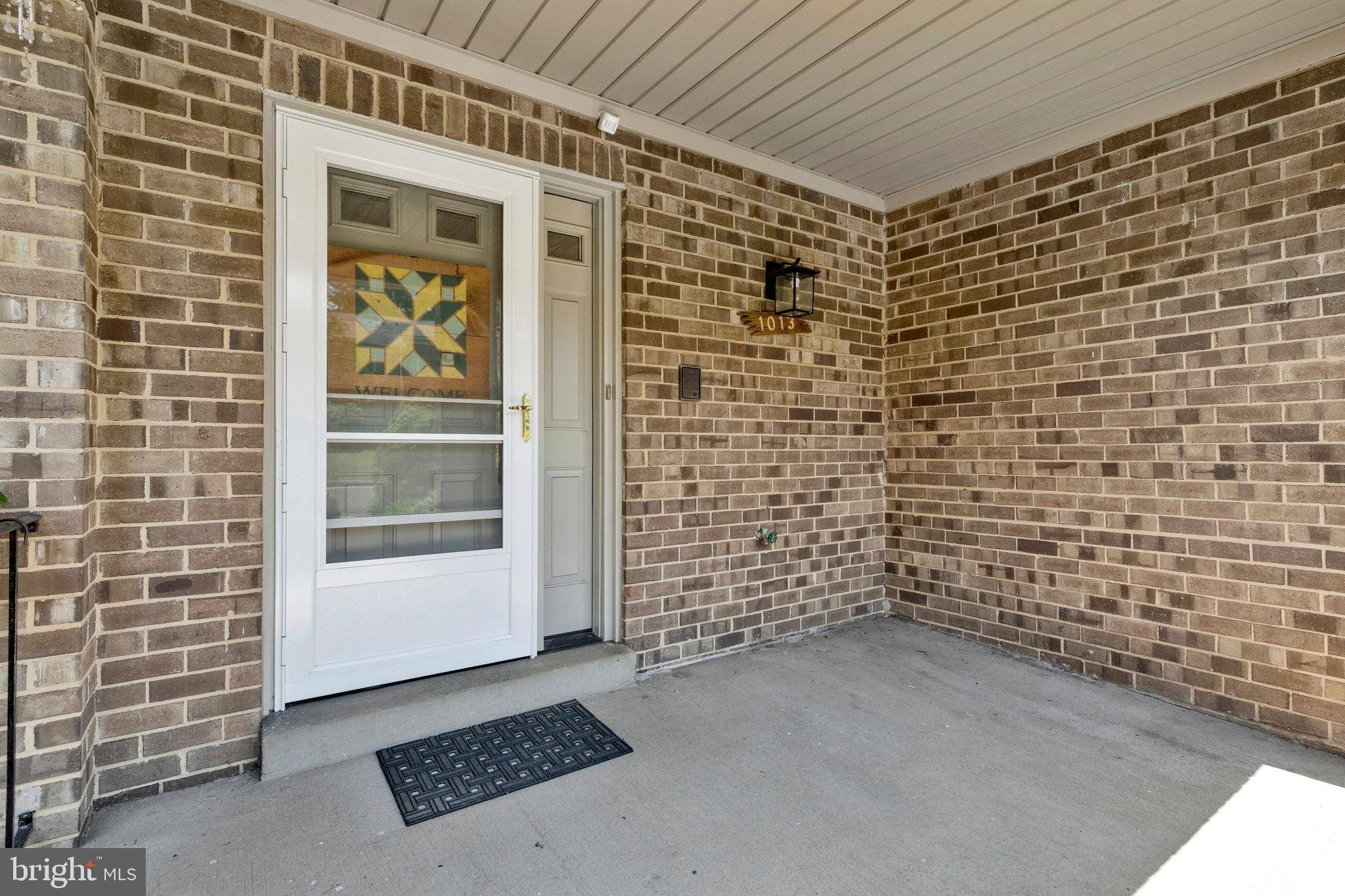 Vienna, VA 22180,1013 MOOREFIELD HILL GRV SW