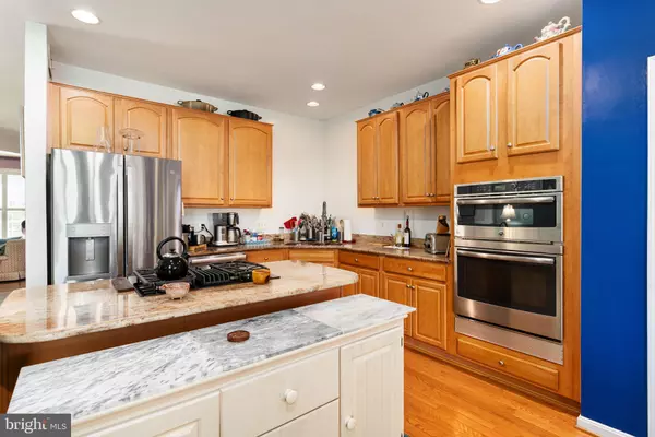 Woodbridge, VA 22191,15526 CHICACOAN DR