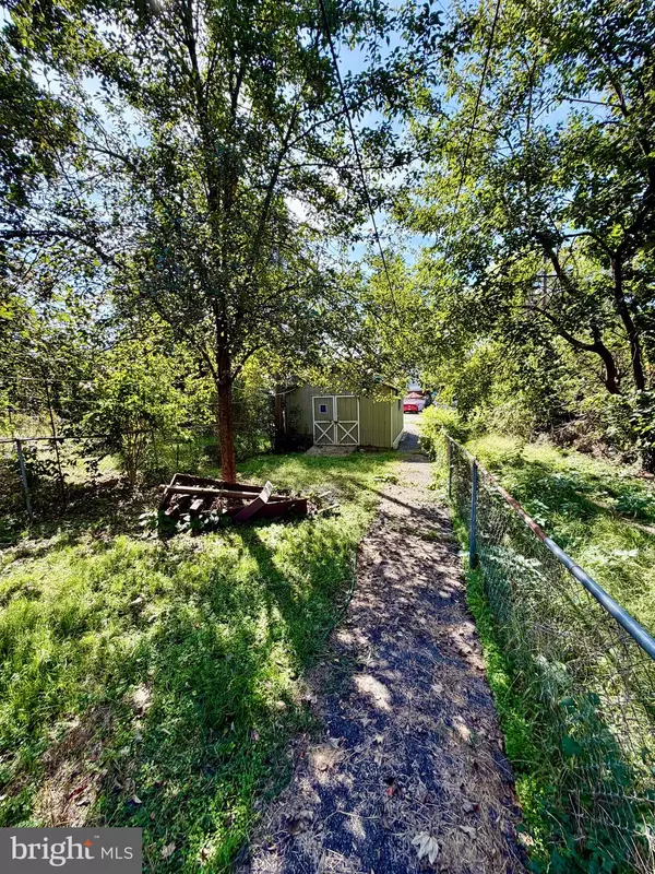 York, PA 17404,540 N PERSHING AVE