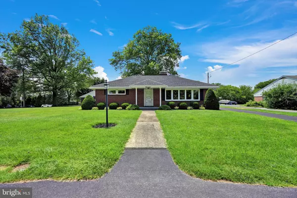 Palmyra, PA 17078,861 S FORGE RD