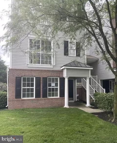 Cinnaminson, NJ 08077,302 LISA