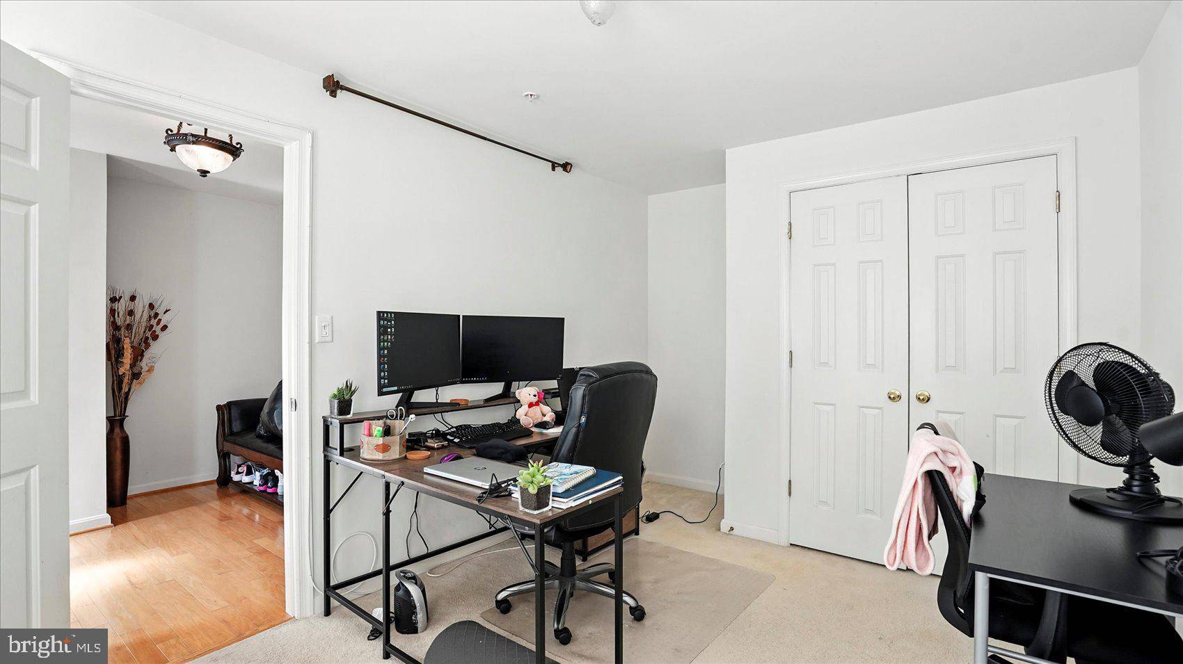Baltimore, MD 21237,28 BUTTONWOOD CT