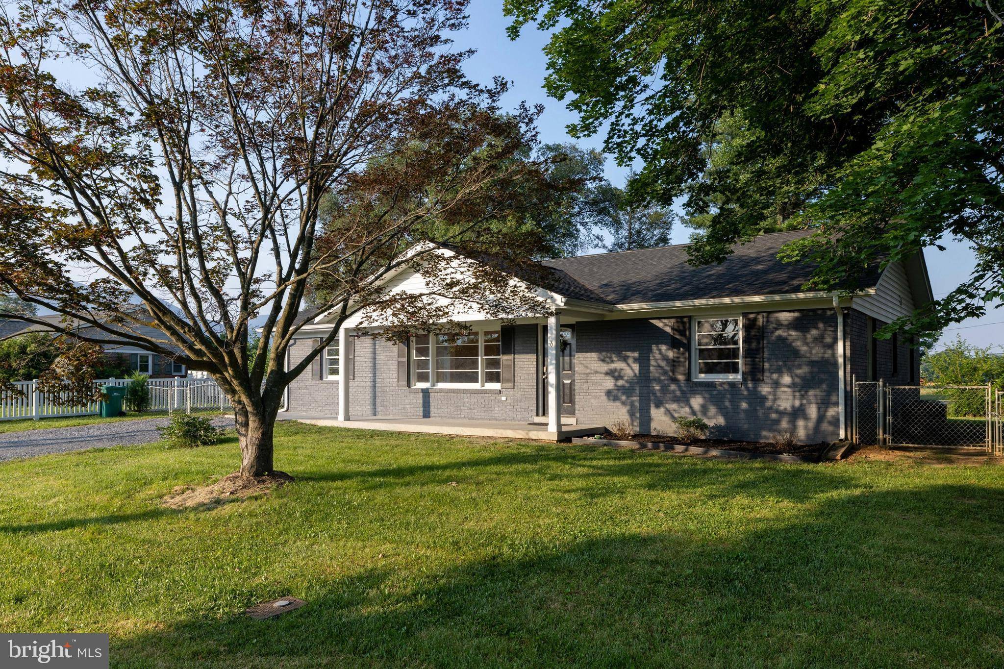 Luray, VA 22835,6 CHARLES ST