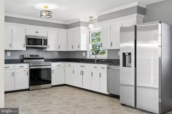 Luray, VA 22835,6 CHARLES ST