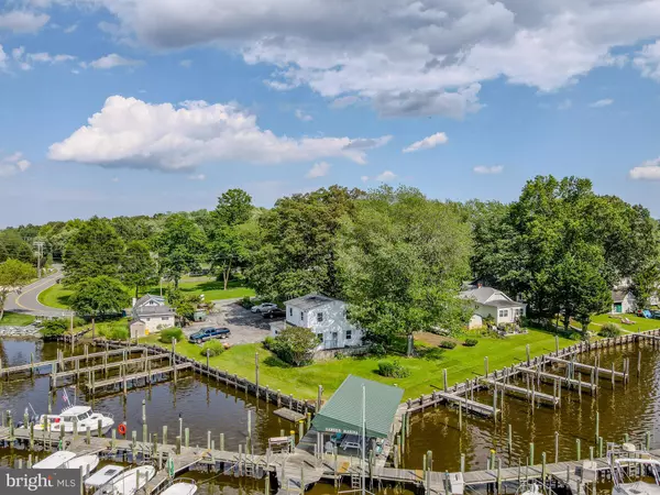 Deale, MD 20751,6064 DRUM POINT RD