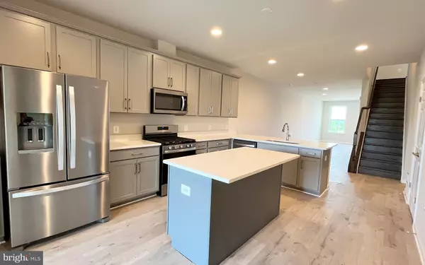 Winchester, VA 22603,123 CASTAWAY PL