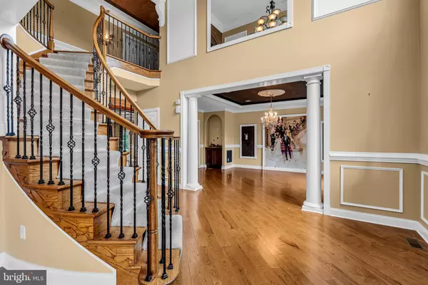 Farmingdale, NJ 07727,1 ETHAN DR