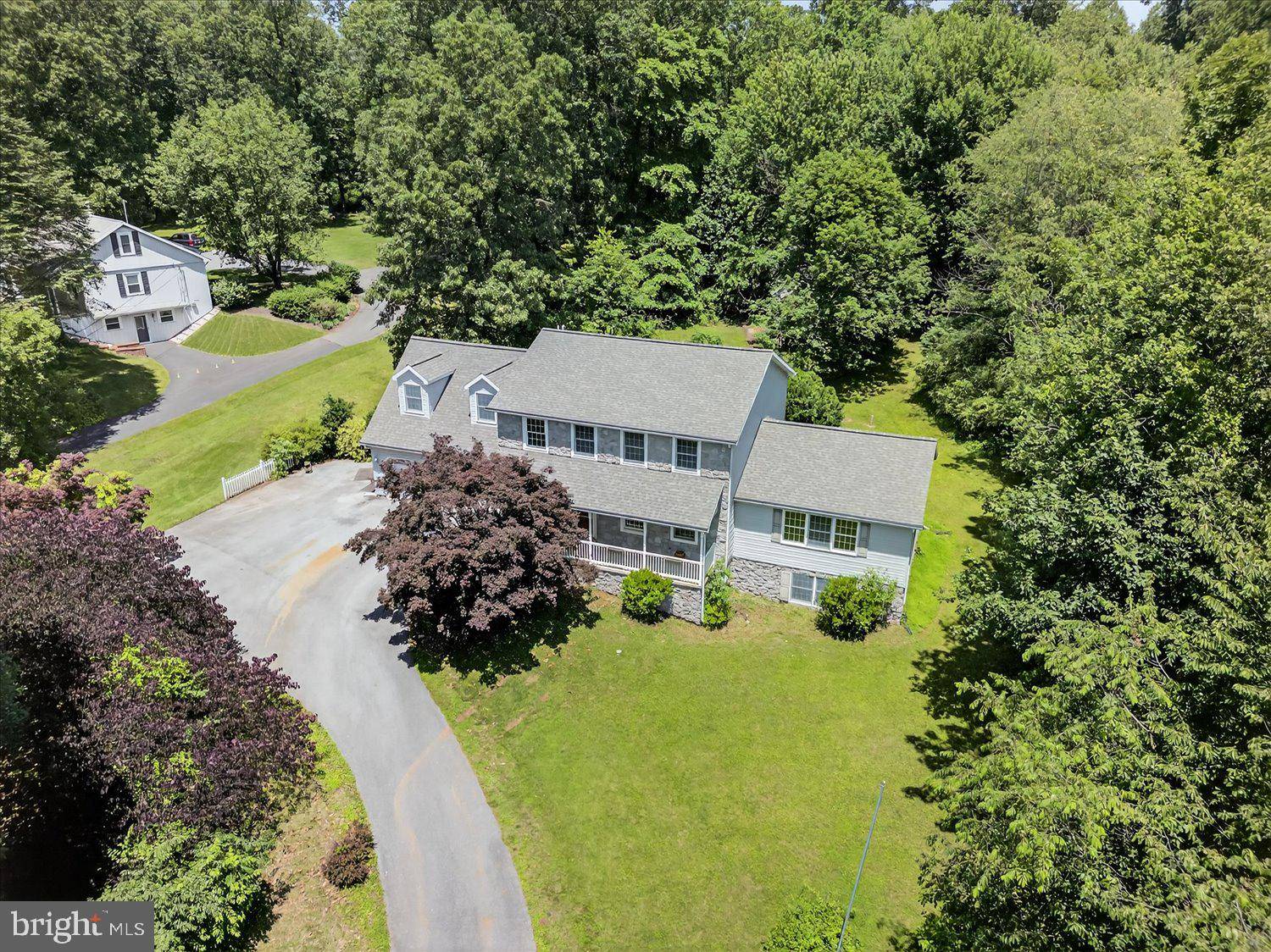 Reinholds, PA 17569,300 BLACK HORSE RD