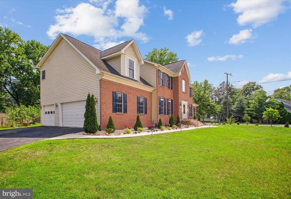 Alexandria, VA 22306,2907 DUMAS ST