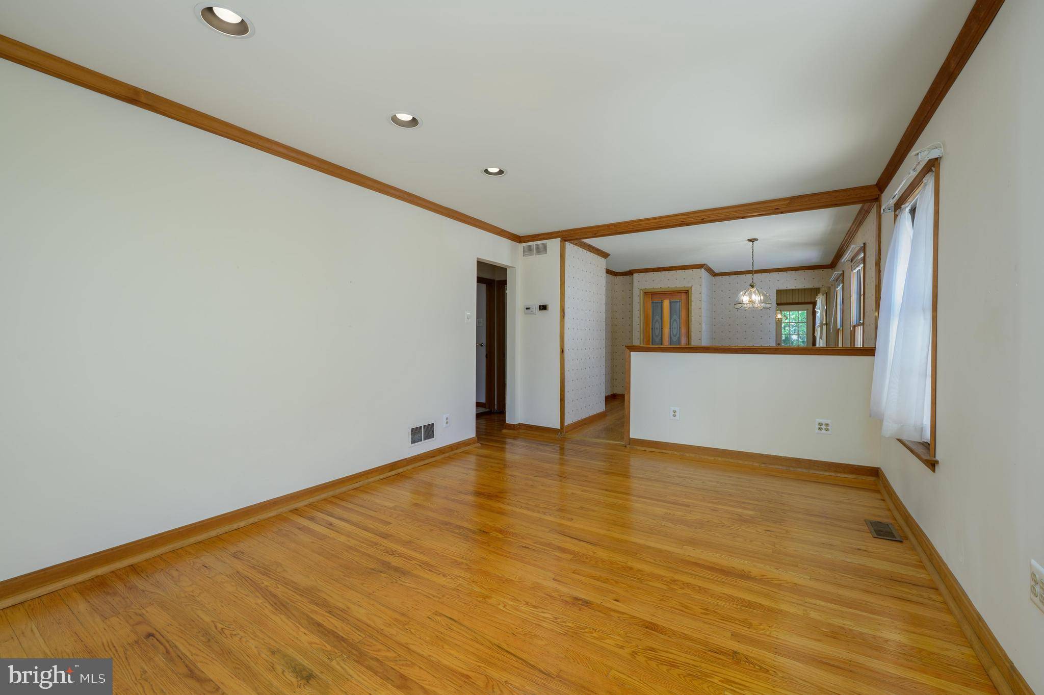 Cherry Hill, NJ 08002,26 ROSE LN