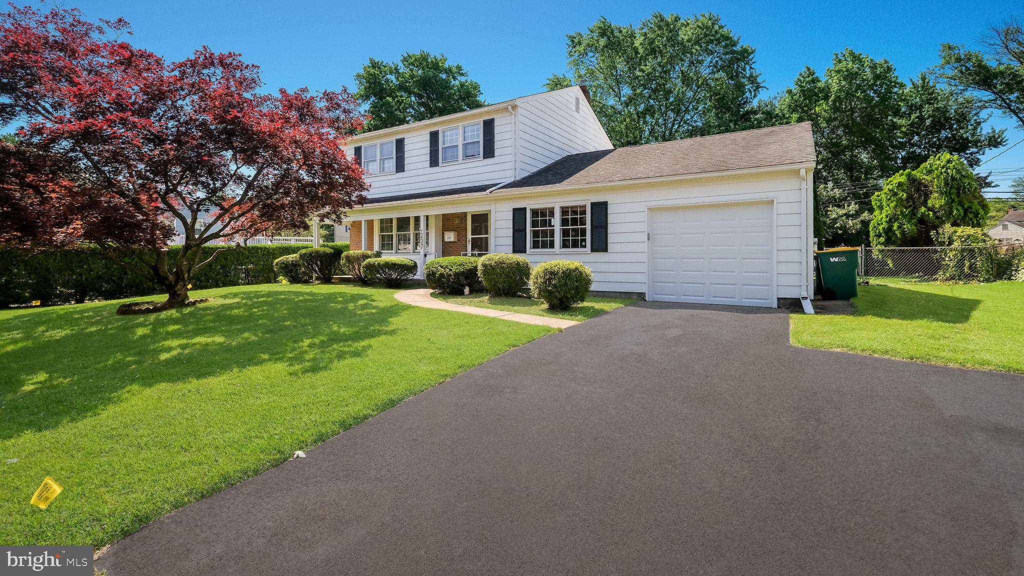 Morrisville, PA 19067,237 LOUISE DR