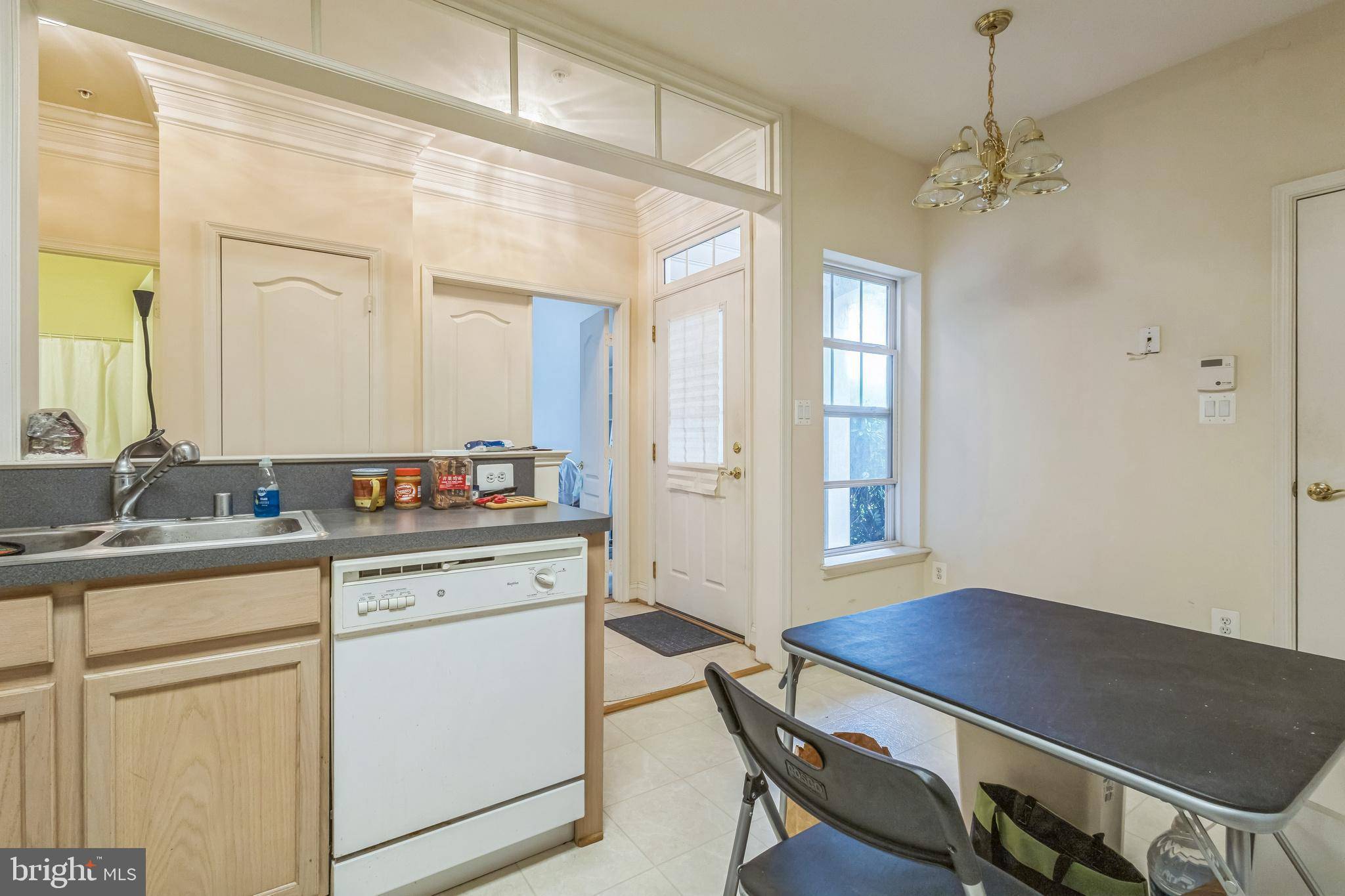 Laurel, MD 20707,7206 PAPERBARK TER
