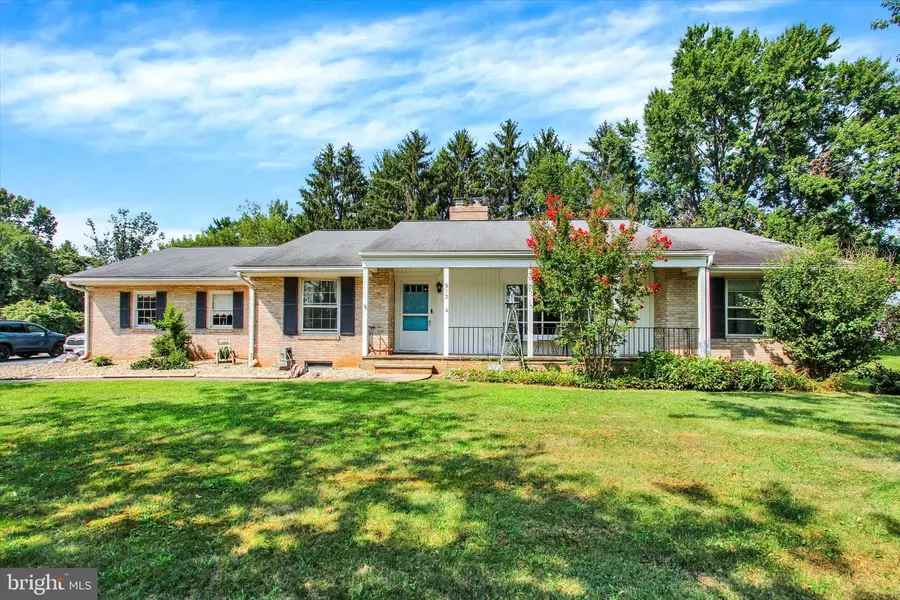 912 UNIONTOWN RD, Westminster, MD 21158