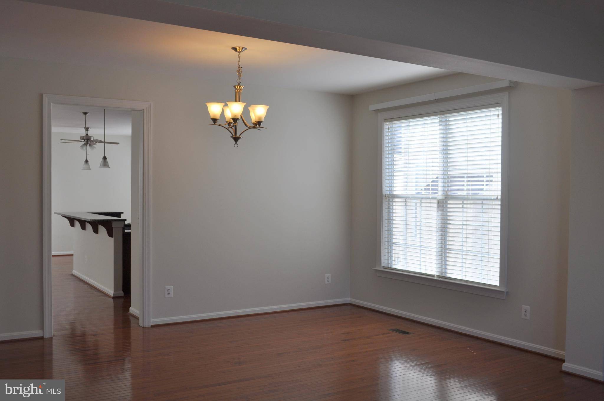 Ashburn, VA 20148,22639 TIVOLI LN