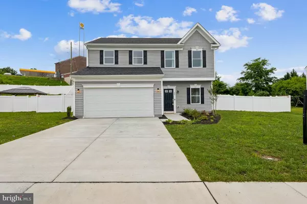 22 SIGNAL KNOB COTTAGE DR, Strasburg, VA 22657