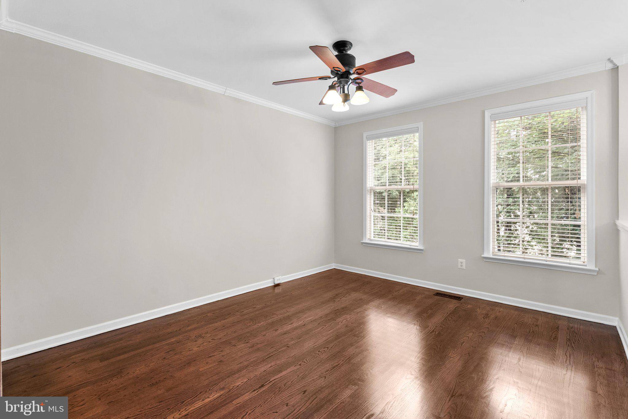 Germantown, MD 20876,21211 DELEVAN WAY #145