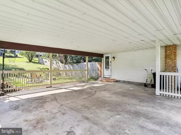 Berkeley Springs, WV 25411,674 HARRISON AVE