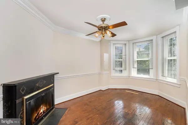 Washington, DC 20002,716 4TH ST NE