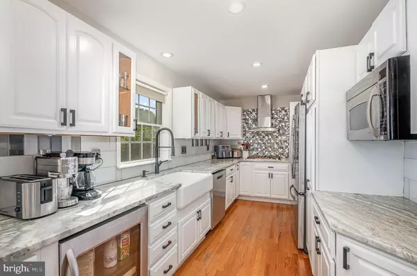 Alexandria, VA 22308,9016 GREYLOCK ST