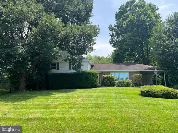 Olney, MD 20832,4004 BRIARS RD