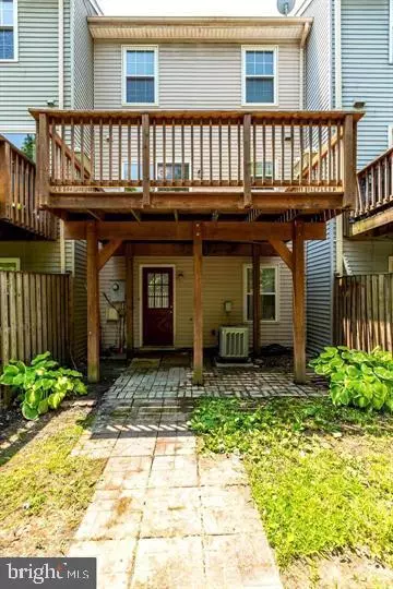 Centreville, VA 20121,13676 BARREN SPRINGS CT