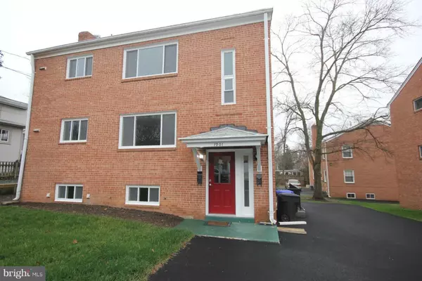 1901 N QUEBEC ST N #LOWER UNIT, Arlington, VA 22207