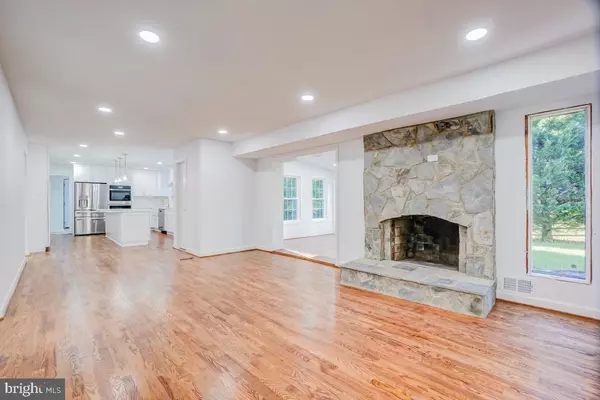 Potomac, MD 20854,8712 HARNESS TRL