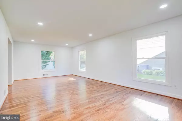 Potomac, MD 20854,8712 HARNESS TRL