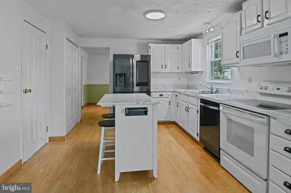 Frederick, MD 21702,1824 LAWNVIEW DR