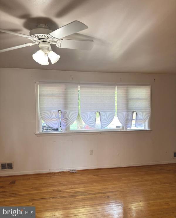Fort Washington, MD 20744,530 ROUND TABLE DR