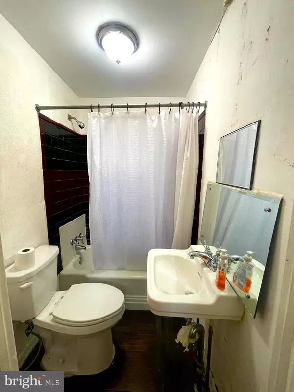 Philadelphia, PA 19140,3831 N 19TH ST