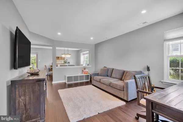 Blackwood, NJ 08012,506 MASTERS DR