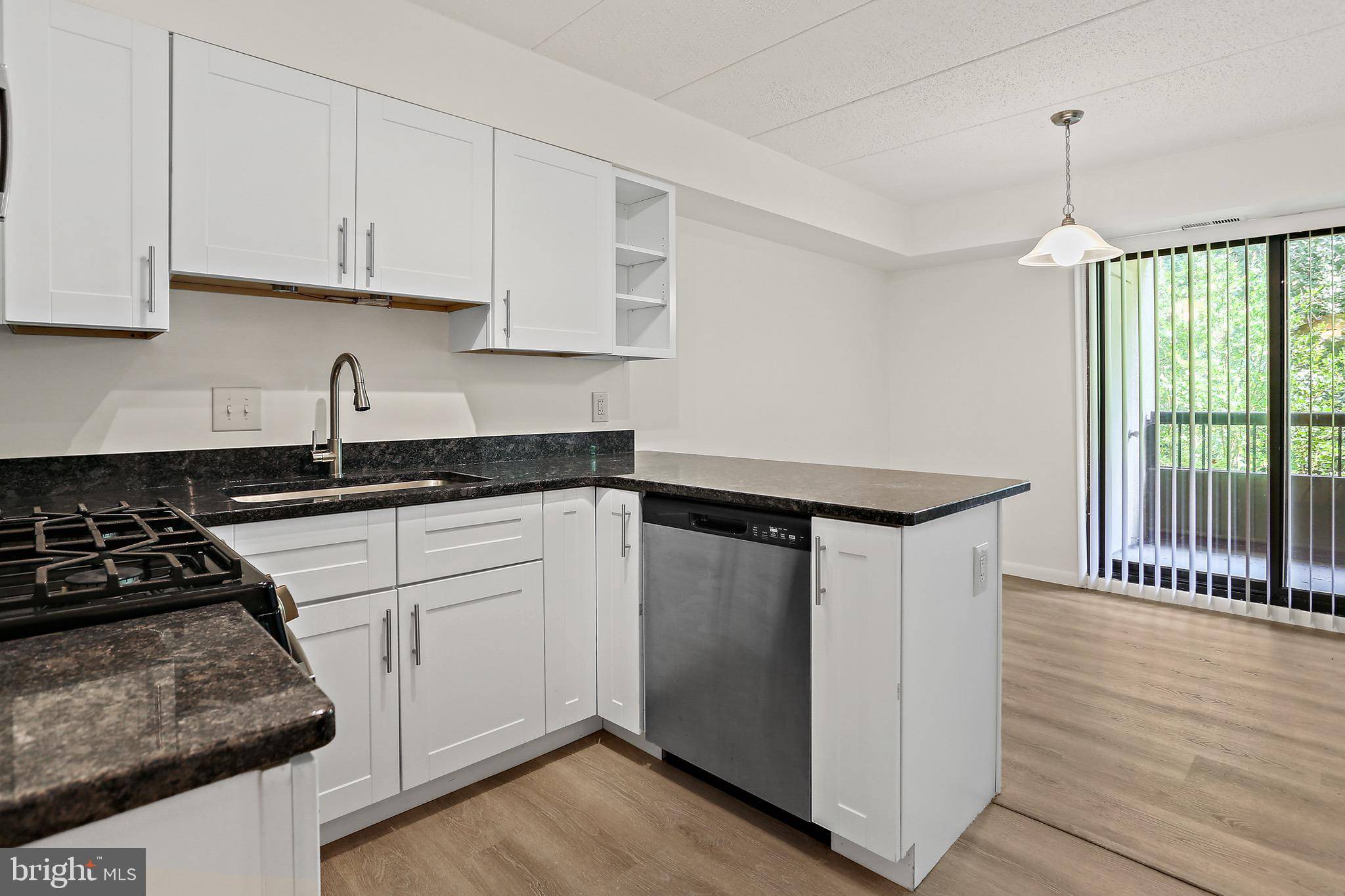 Columbia, MD 21044,5659 HARPERS FARM RD #D