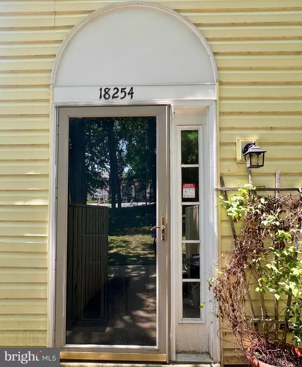 Olney, MD 20832,18254 ROLLING MEADOW WAY #21