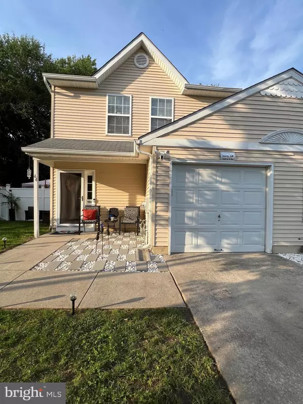 44 MEADOWRUE LN, Sicklerville, NJ 08081