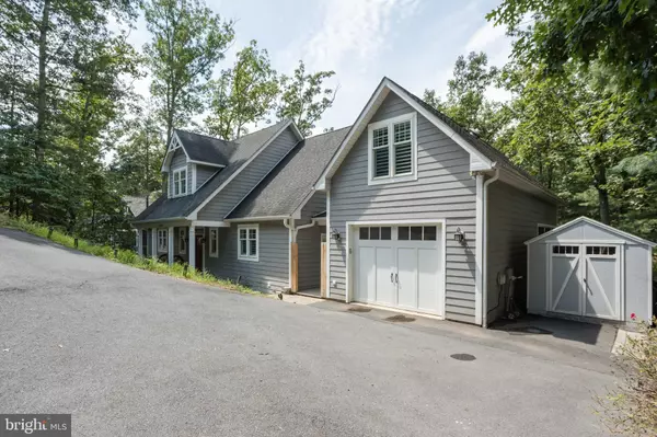 1079 LAKEVIEW DR,  Cross Junction,  VA 22625