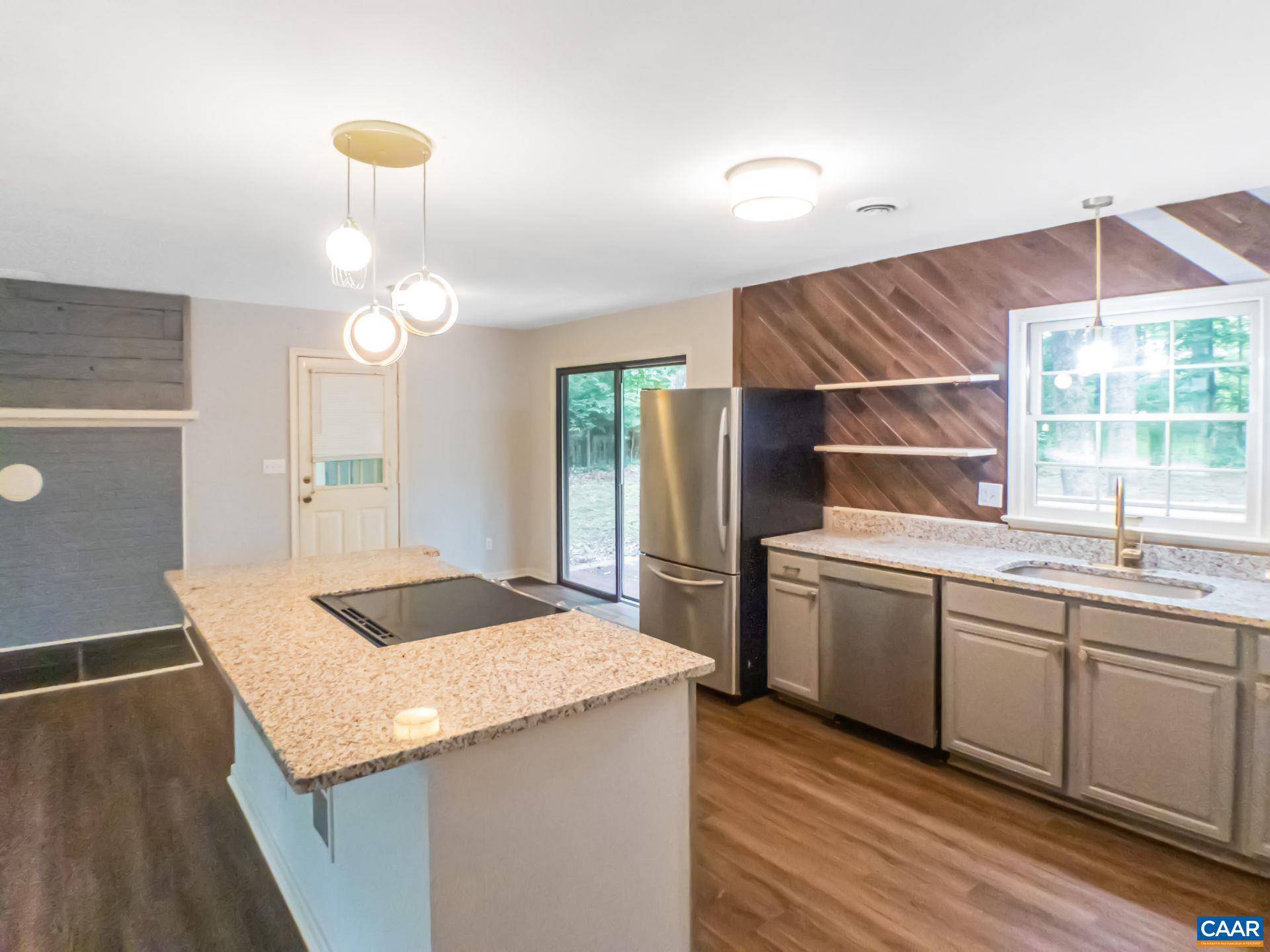 Crozet, VA 22932,5553 BROOKWOOD RD