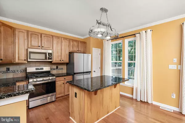 Delanco, NJ 08075,44 RIVER LN