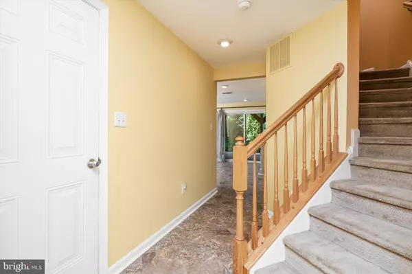 Delanco, NJ 08075,44 RIVER LN