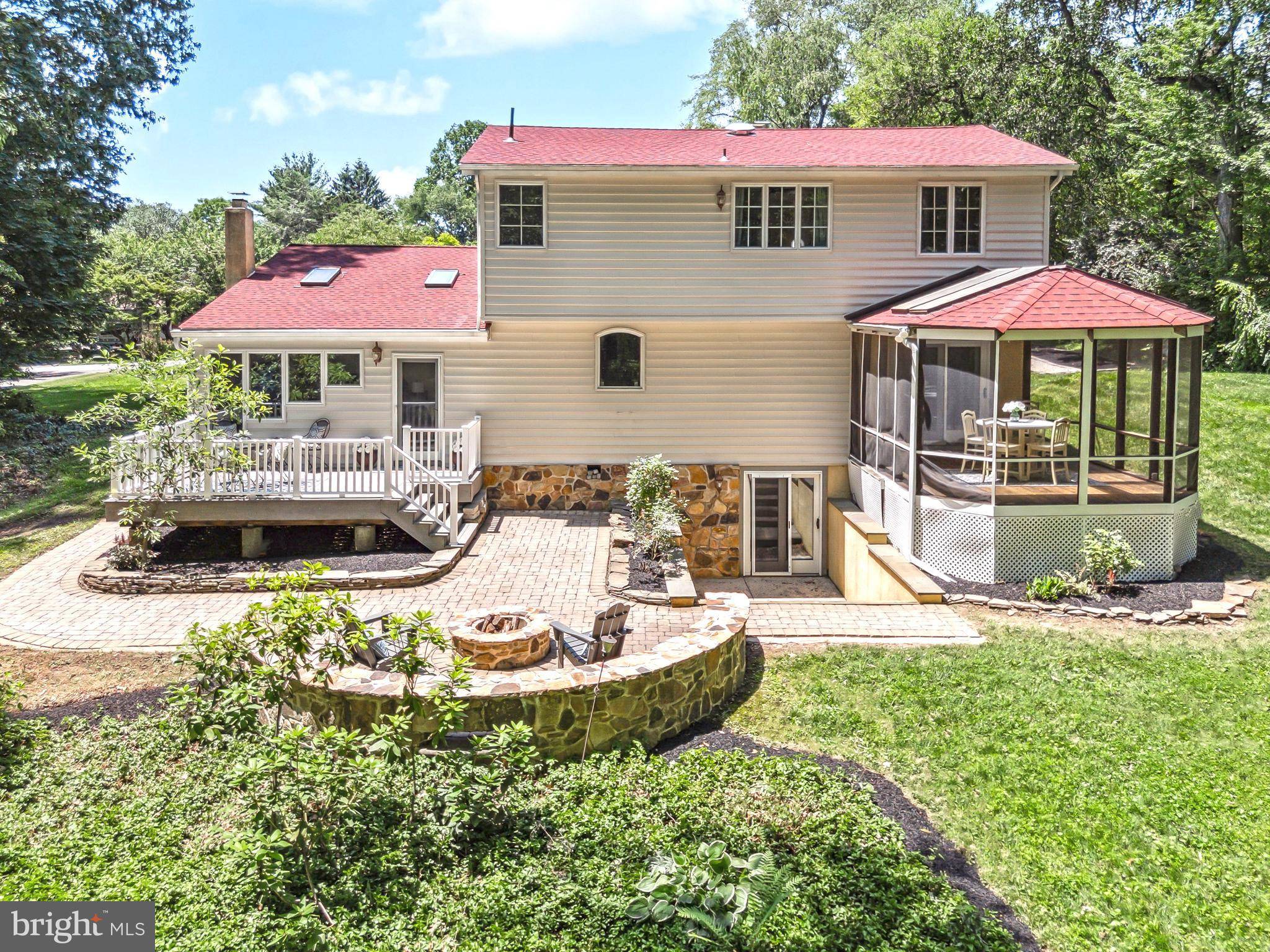 832 MEADOWVIEW RD, Kennett Square, PA 19348