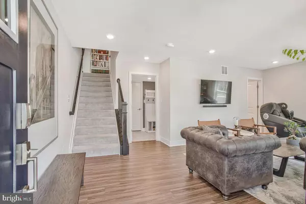 Annapolis, MD 21403,113 TREBLIS WAY