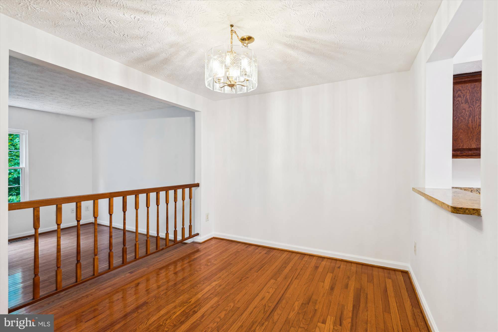 Reston, VA 20191,10921 HARPERS SQUARE CT