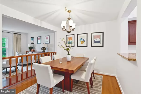 Reston, VA 20191,10921 HARPERS SQUARE CT