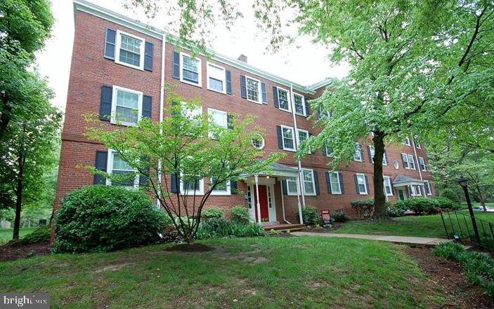 2934 COLUMBUS #C-1, Arlington, VA 22206