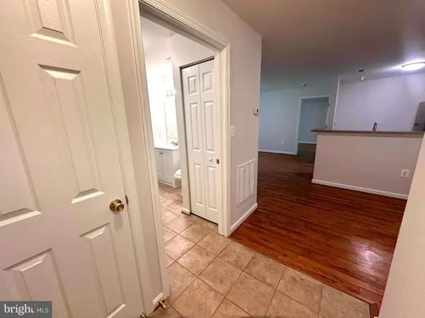 Germantown, MD 20874,18815 SPARKLING WATER DR #4-O