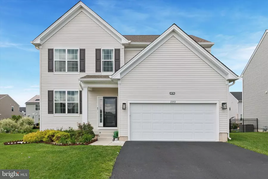2353 TWIN LAKES DR, Quakertown, PA 18951