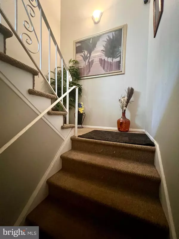 Hillsborough, NJ 08844,899--C1 MERRITT DR