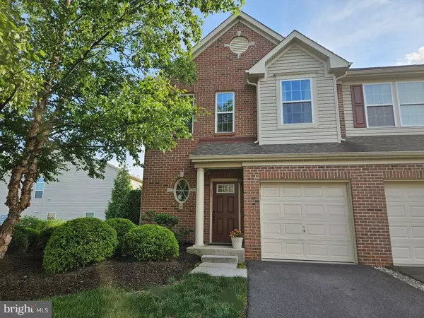 11 SUNDANCE DR, Hamilton, NJ 08619