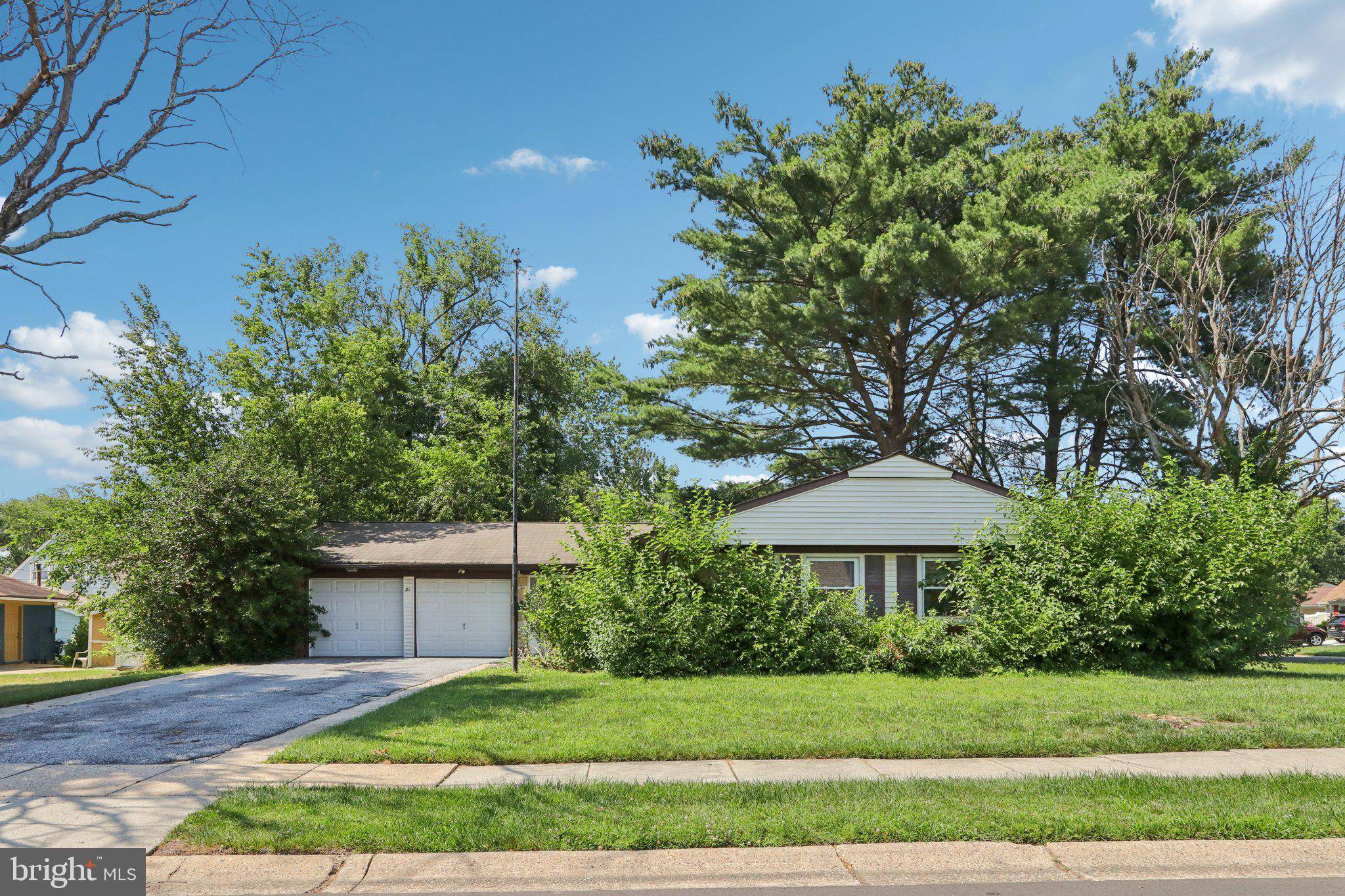 Willingboro, NJ 08046,81 GARDENBROOK LN